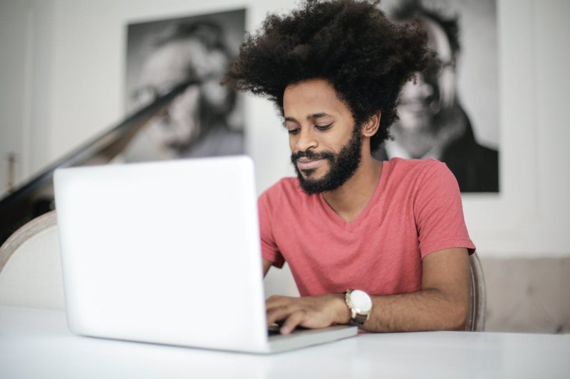 CV suisse: exemples, conseils de rédaction, différences